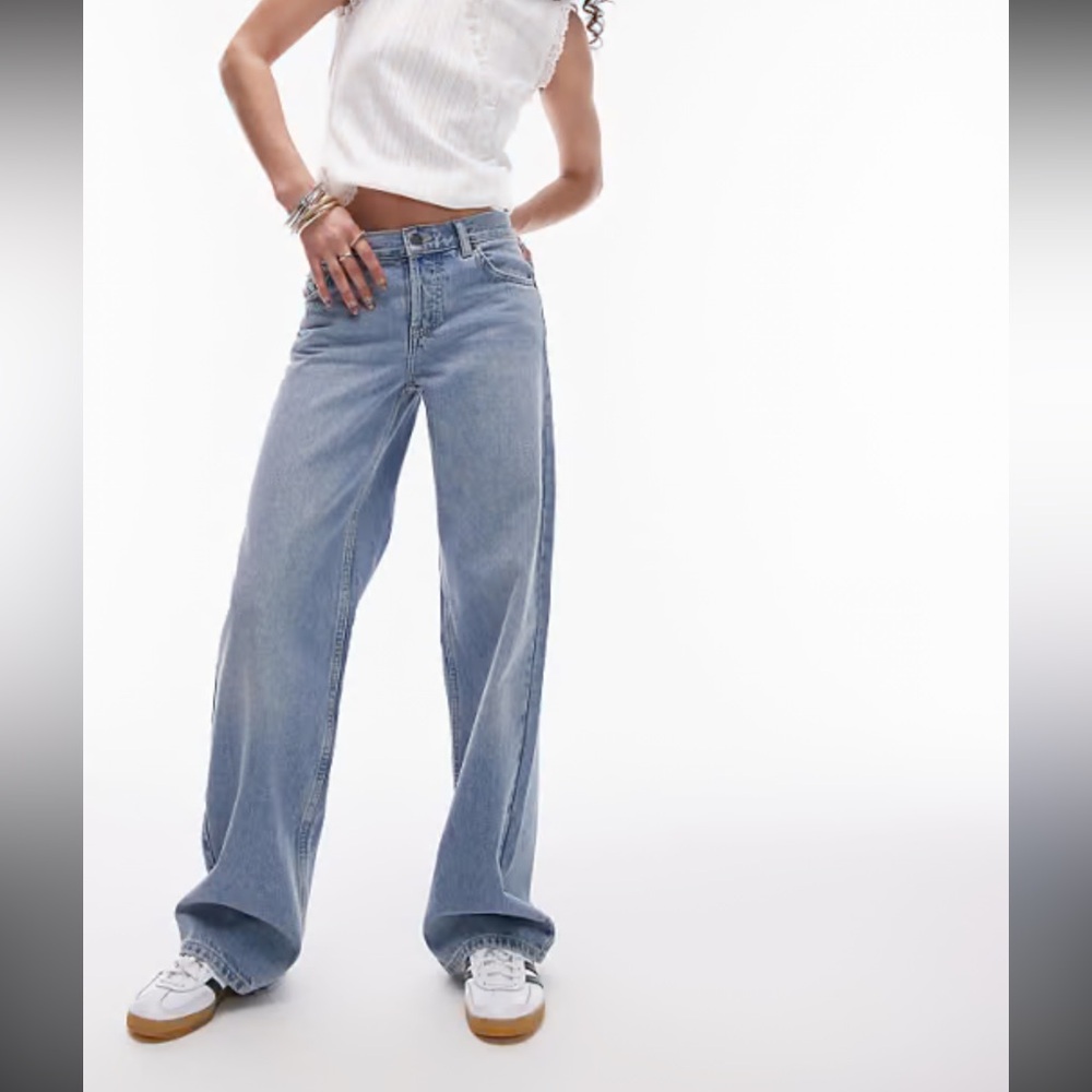 Topshop Wide Leg Jeans - Light‎ Wash Raw Hem Size 30